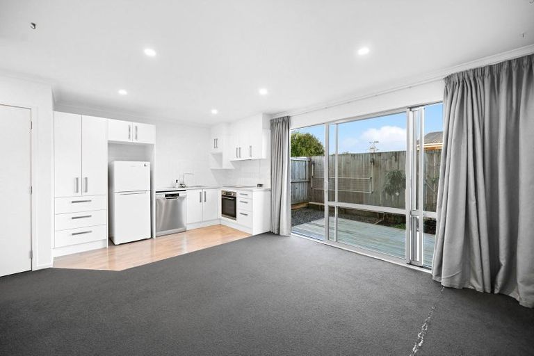 Photo of property in 2/178 Old Farm Road, Hamilton East, Hamilton, 3216