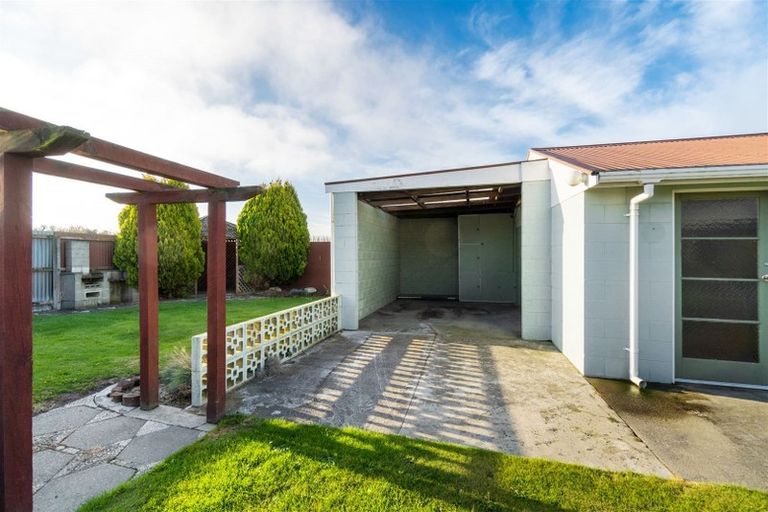 Photo of property in 763 Main North Road, Belfast, Christchurch, 8051