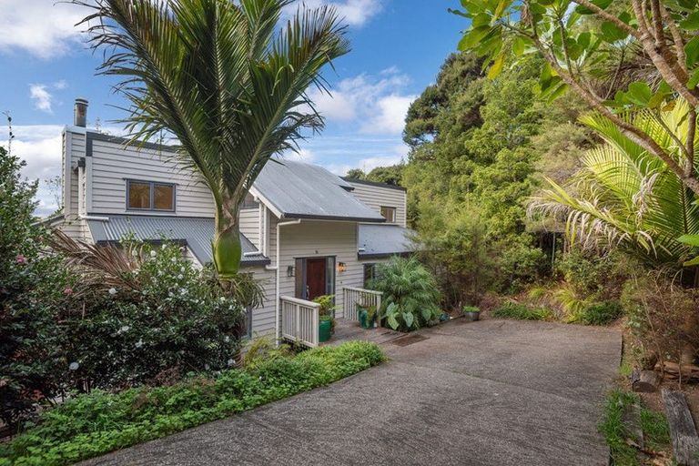 Photo of property in 6 Hobson Heights Road, Lucas Heights, Auckland, 0632