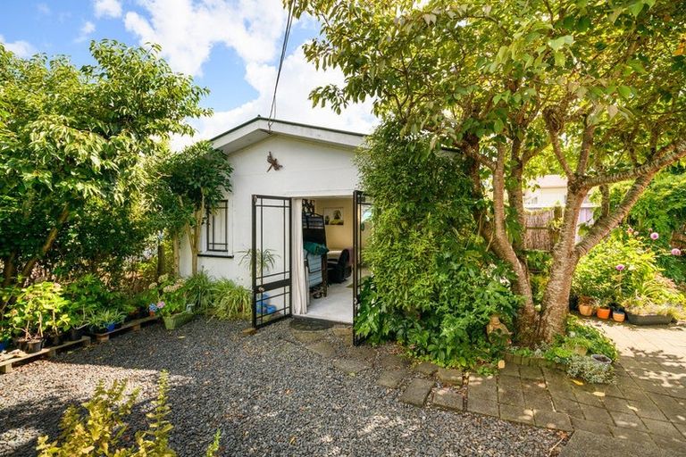 Photo of property in 9 Lambert Street, Marton, 4710