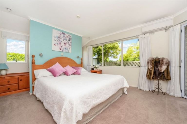 Photo of property in 6 Charles Henry Place, Harrowfield, Hamilton, 3210