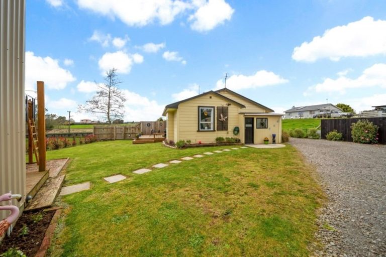 Photo of property in 3110 Mountain Road, Midhirst, Stratford, 4394