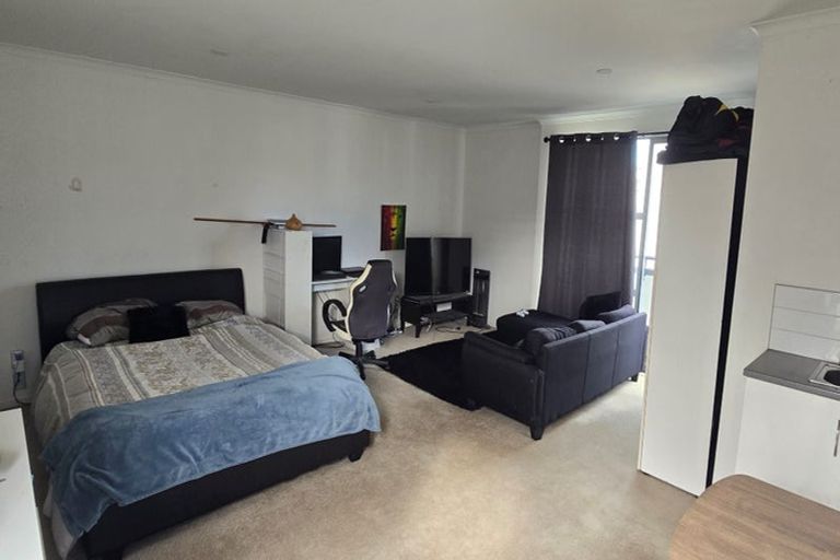 Photo of property in 216 Porchester Road, Takanini, 2112