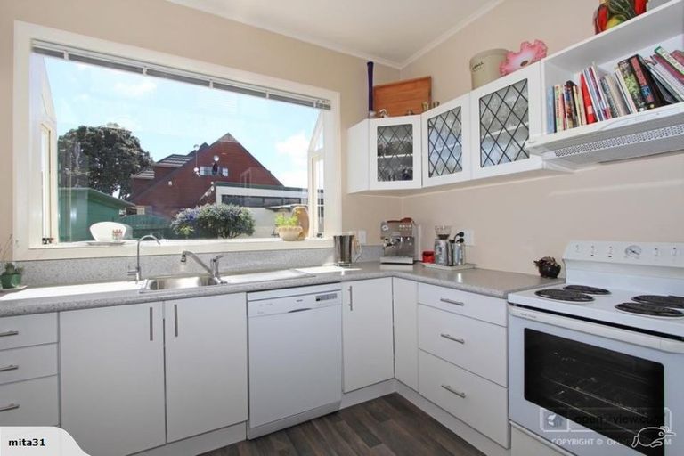 Photo of property in 353 Waterloo Road, Waterloo, Lower Hutt, 5011