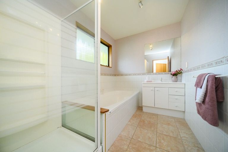 Photo of property in 77 Collingwood Street, Hokowhitu, Palmerston North, 4410