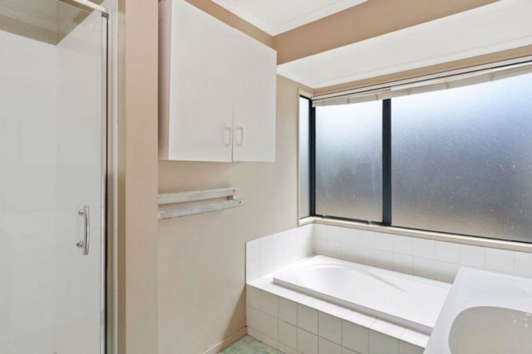 Photo of property in 1 Jasper Way, Papamoa Beach, Papamoa, 3118