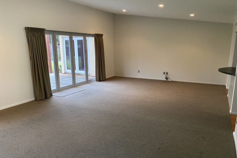 Photo of property in 28 Styx River Place, Spencerville, Christchurch, 8083
