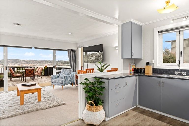 Photo of property in 3 Glengyle Street, Vauxhall, Dunedin, 9013