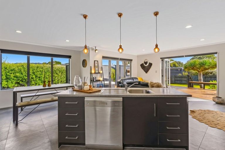 Photo of property in 7 Ajax Head, Pauanui, Hikuai, 3579