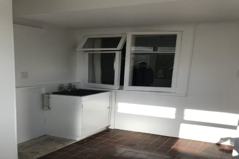 Photo of property in 118 Motuhara Road, Plimmerton, Porirua, 5026