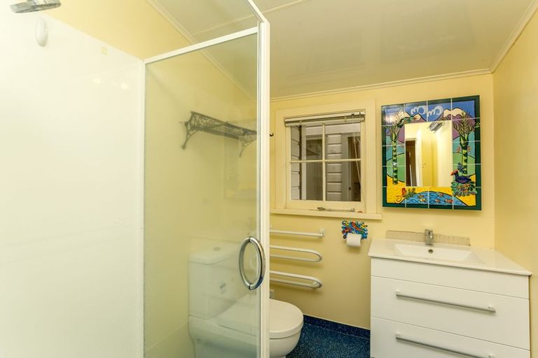 Photo of property in 407 Frankley Road, Ferndale, New Plymouth, 4310