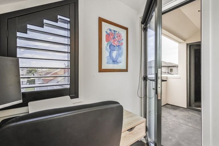 Photo of property in 4/464 Durham Street North, St Albans, Christchurch, 8014