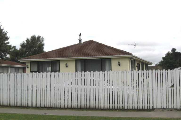 Photo of property in 14 Redgrave Street, Hoon Hay, Christchurch, 8025