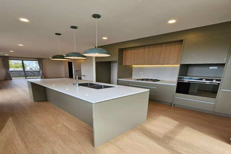 Photo of property in 3 Yellow Pear Lane, Karaka, 2578