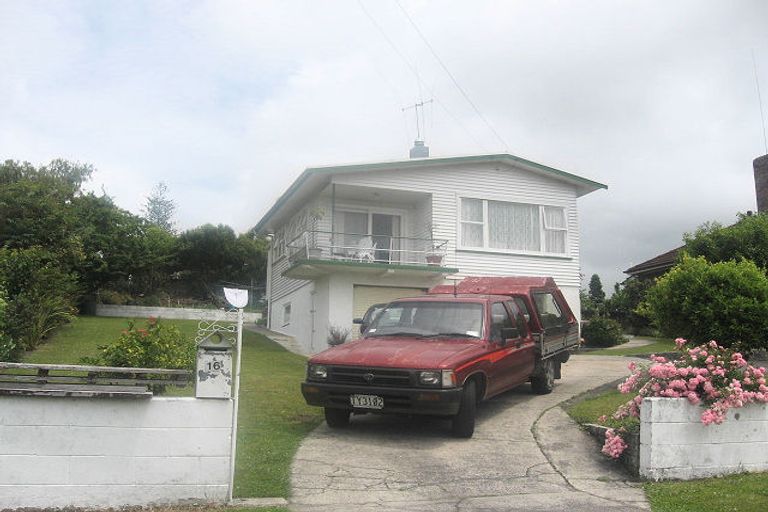 Photo of property in 16 Gilmore Street, Te Puke, 3119