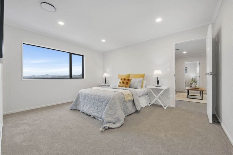 Photo of property in 59 Drumbuoy Drive, Flat Bush, Auckland, 2019