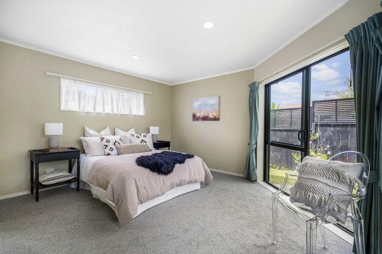 Photo of property in 32a Pine Road, Orewa, 0931