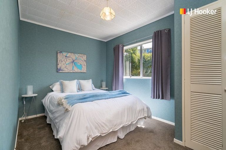 Photo of property in 40 Centennial Avenue, Helensburgh, Dunedin, 9010