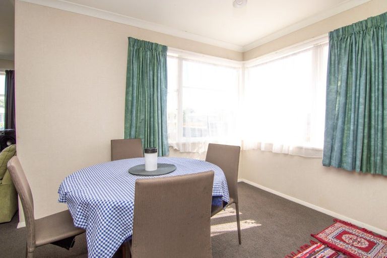 Photo of property in 186 Tremaine Avenue, Westbrook, Palmerston North, 4412