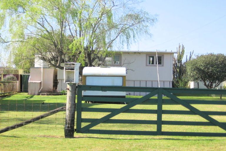 Photo of property in 53 Riverview Road, Cooks Beach, Whitianga, 3591