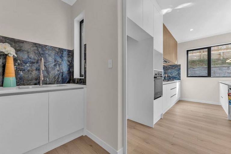 Photo of property in 13 Dolcetto Place, Pokeno, 2402