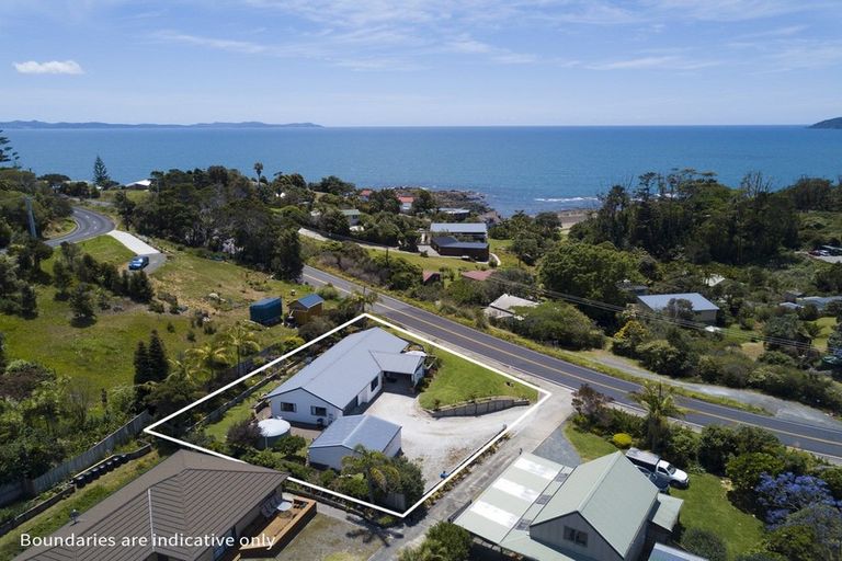 Photo of property in 300 State Highway 10, Cable Bay, 0420