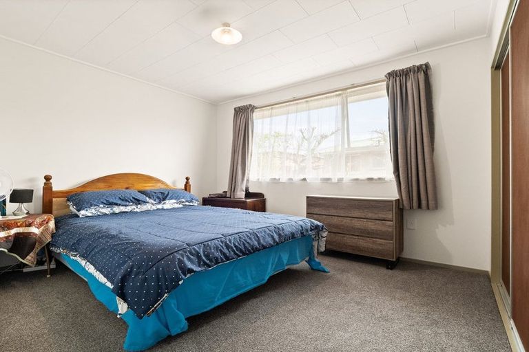 Photo of property in 17a Bradshaw Street, South Dunedin, Dunedin, 9012