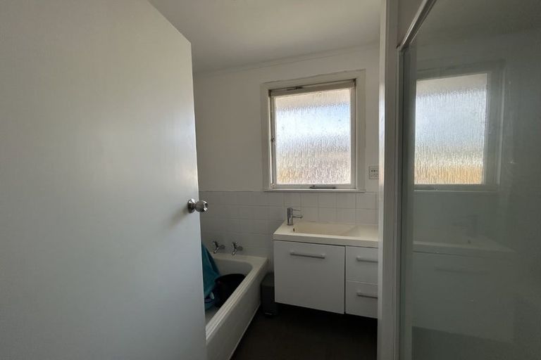 Photo of property in 90 Mount View Road, Melville, Hamilton, 3206