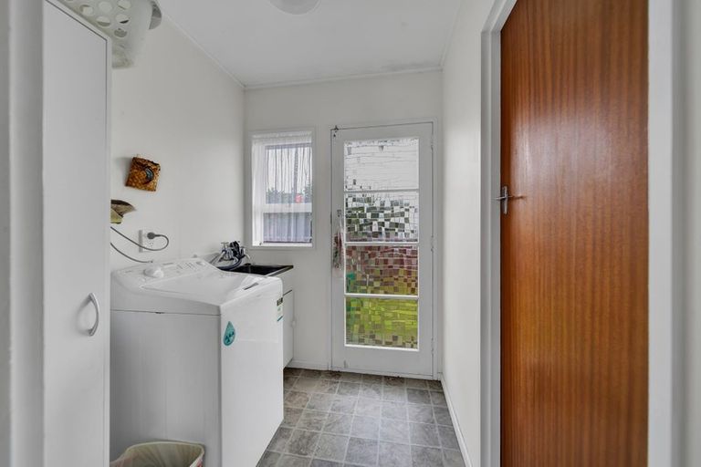 Photo of property in 21 Davidson Street, Hawera, 4610