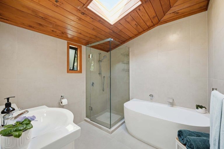 Photo of property in 2/32 Albert Road, Devonport, Auckland, 0624