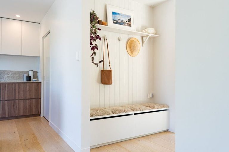 Photo of property in 18 Hastings Road, Mairangi Bay, Auckland, 0630