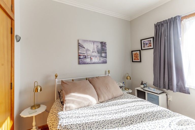 Photo of property in 205 Tudor Avenue, Mayfair, Hastings, 4122