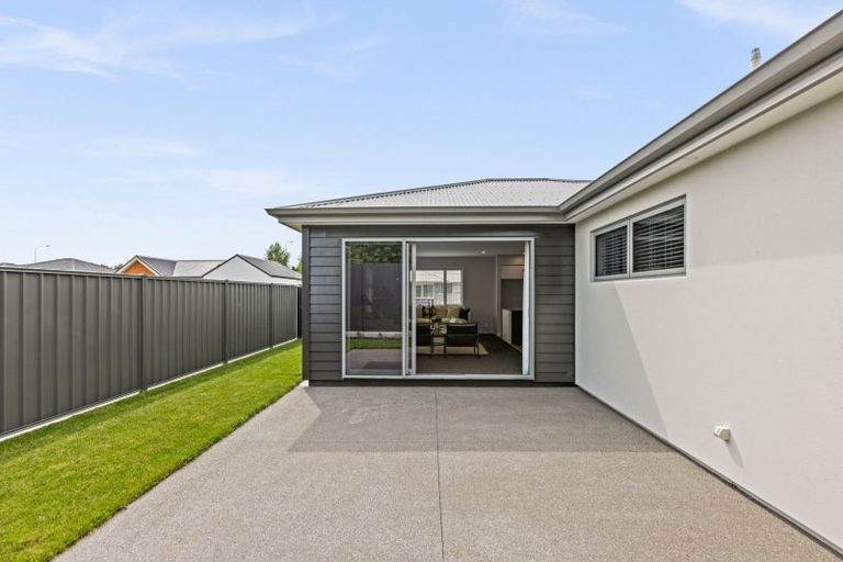 Photo of property in 9 George Yee Place, Taradale, Napier, 4112