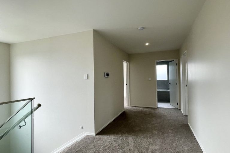 Photo of property in 3c Kaniere Place, Half Moon Bay, Auckland, 2012