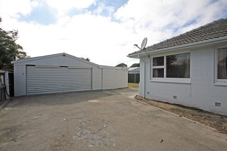 Photo of property in 9 Garvins Road, Hornby, Christchurch, 8042