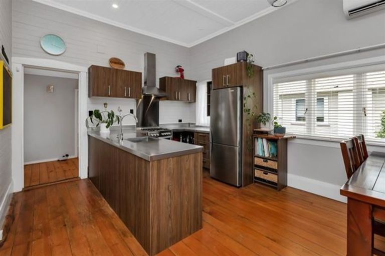 Photo of property in 5 North Street, Woodhill, Whangarei, 0110