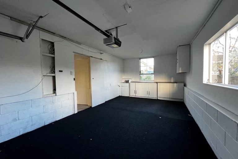 Photo of property in 2/69 Simon Ellice Drive, Bayview, Auckland, 0629