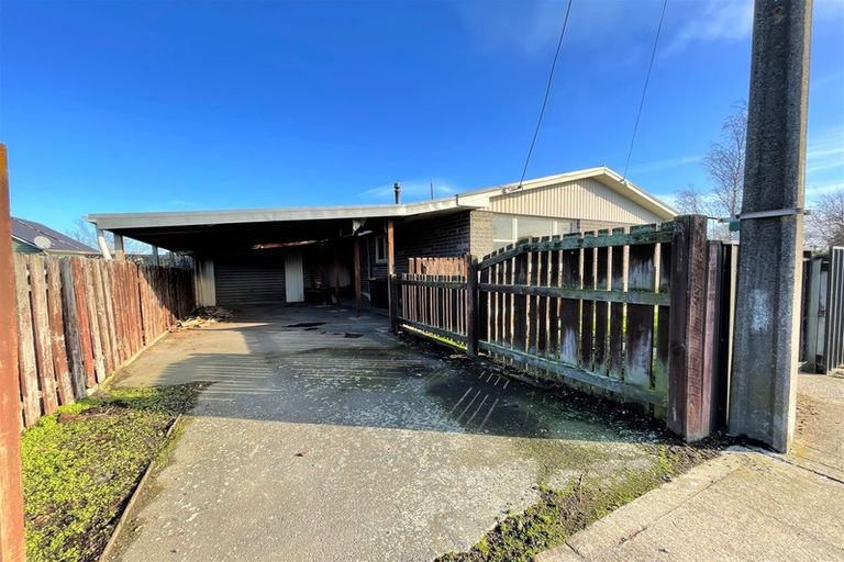 Photo of property in 3 Cowper Street, Milton, 9220