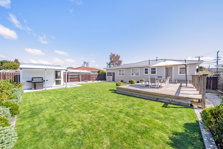 Photo of property in 18 Charles Street, Clouston Park, Upper Hutt, 5018
