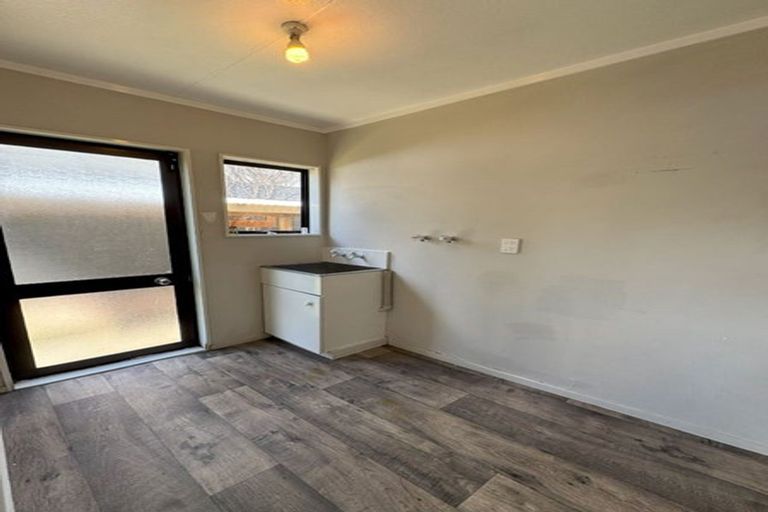 Photo of property in 30 Ngata Street, Palmerston North, 4410
