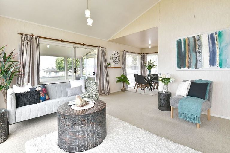 Photo of property in 64 Stanmore Bay Road, Stanmore Bay, Whangaparaoa, 0932