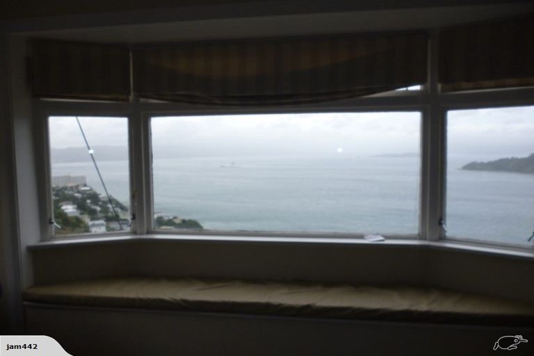 Photo of property in 126 Grafton Road, Roseneath, Wellington, 6011