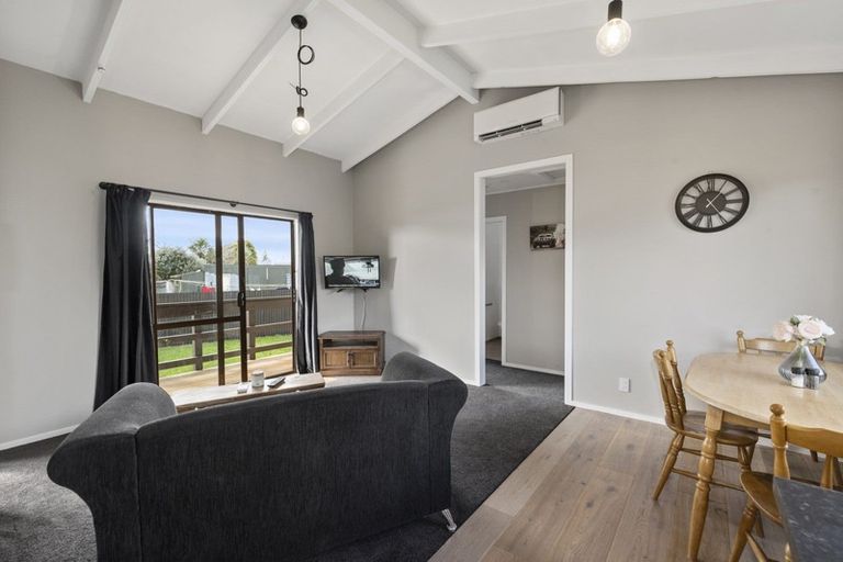 Photo of property in 68a Hokio Beach Road, Levin, 5510