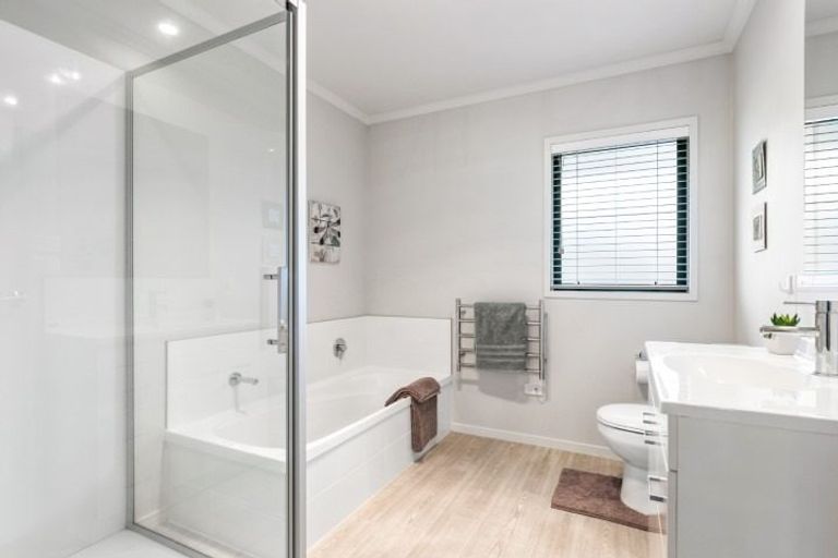 Photo of property in 20a Tuaia Street, Pyes Pa, Tauranga, 3112