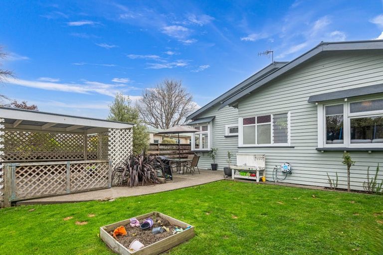 Photo of property in 12 Manson Street, Terrace End, Palmerston North, 4410