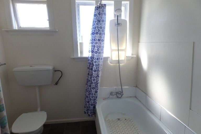 Photo of property in 2/9 Abberley Crescent, St Albans, Christchurch, 8014