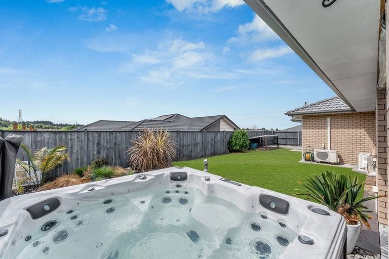 Photo of property in 1 Helenvale Crescent, Pokeno, 2402