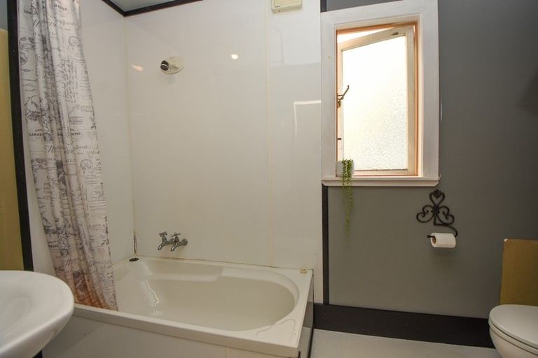 Photo of property in 6 Nobel Street, Carterton, 5713