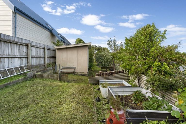 Photo of property in 28 Tarawera Road, Johnsonville, Wellington, 6037