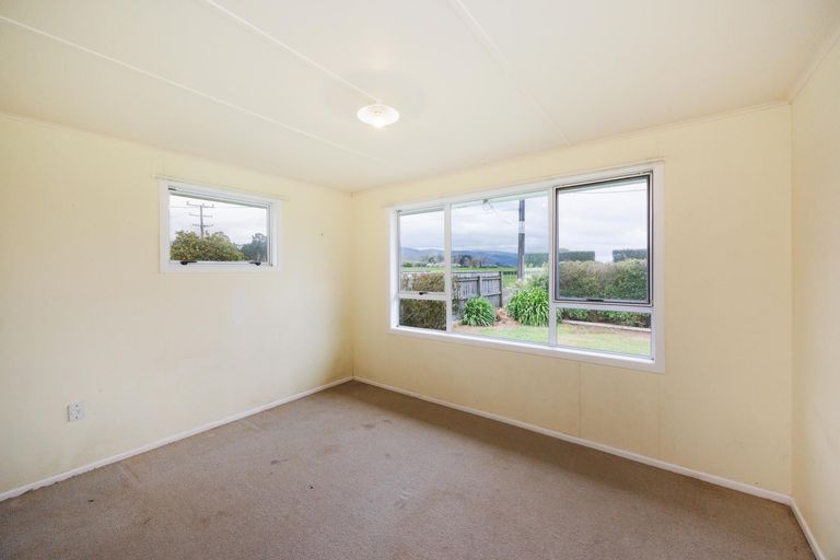 Photo of property in 39 Hewitts Road, Linton, Palmerston North, 4472